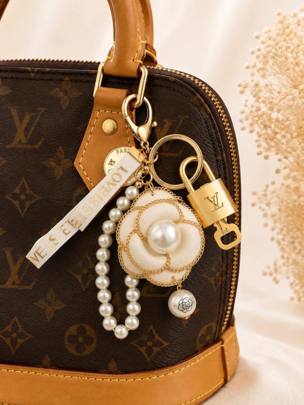 Louis Vuitton Authentic Gold Padlock 🔑 Key + Unbranded Flower Stylish Bag Charm